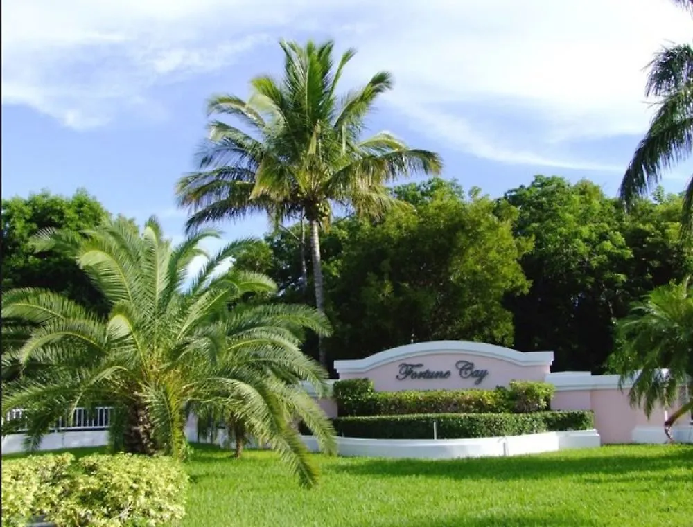 The Blue Inn Family Vacation Rental Freeport Villa